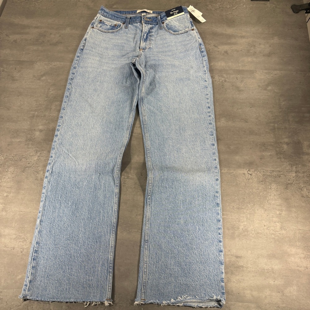 Abercrombie & Fitch Jeans Womens 26 The Baggy Curve Love Light Wash Raw Hem NEW